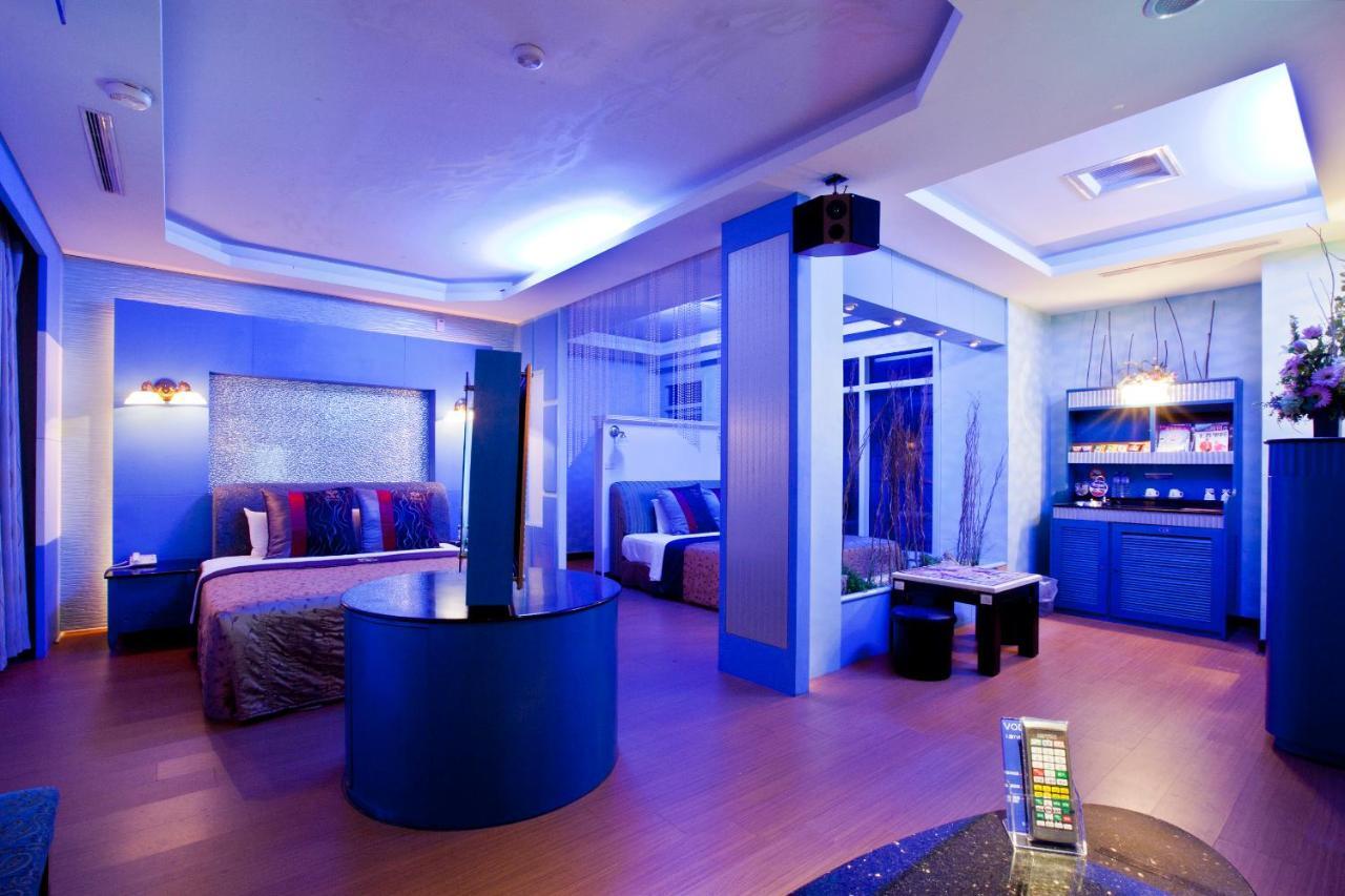 Pgs Motel Chilung Exteriör bild